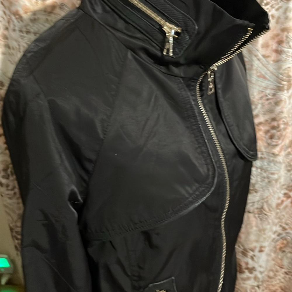 Jacket - Picture 5 of 6